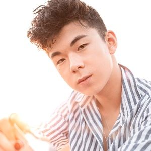 Meet your Posher, Jon